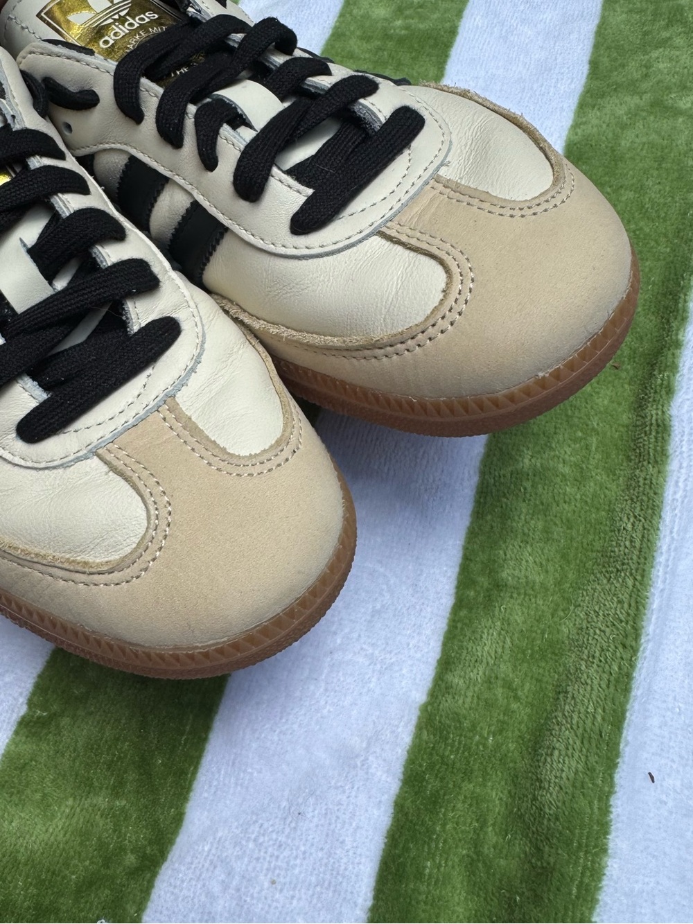 Adidas OG Samba 8 Sneakers in Cream White & Core Black Sand Strata Gum Sole - Picture 4 of 11